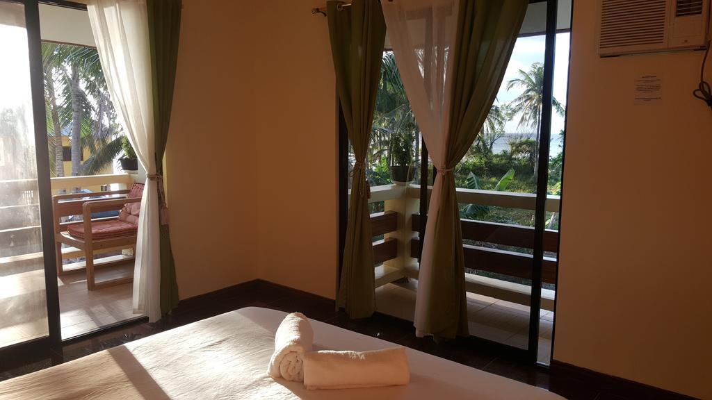 Lanas Beach Resort Romblon Island Buitenkant foto
