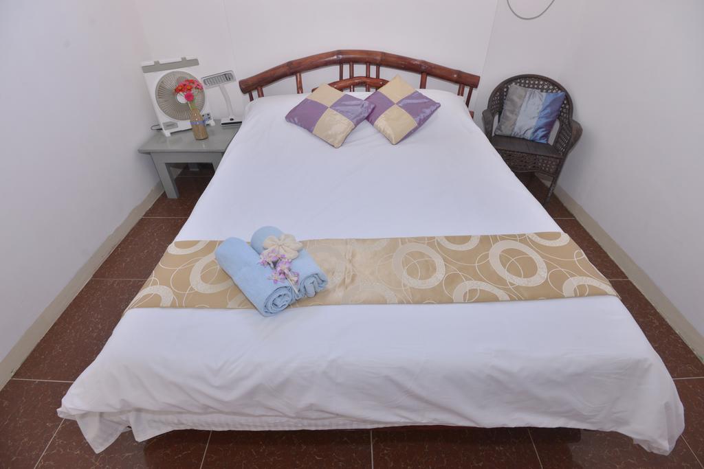 Lanas Beach Resort Romblon Island Kamer foto