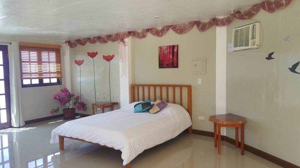 Lanas Beach Resort Romblon Island Buitenkant foto