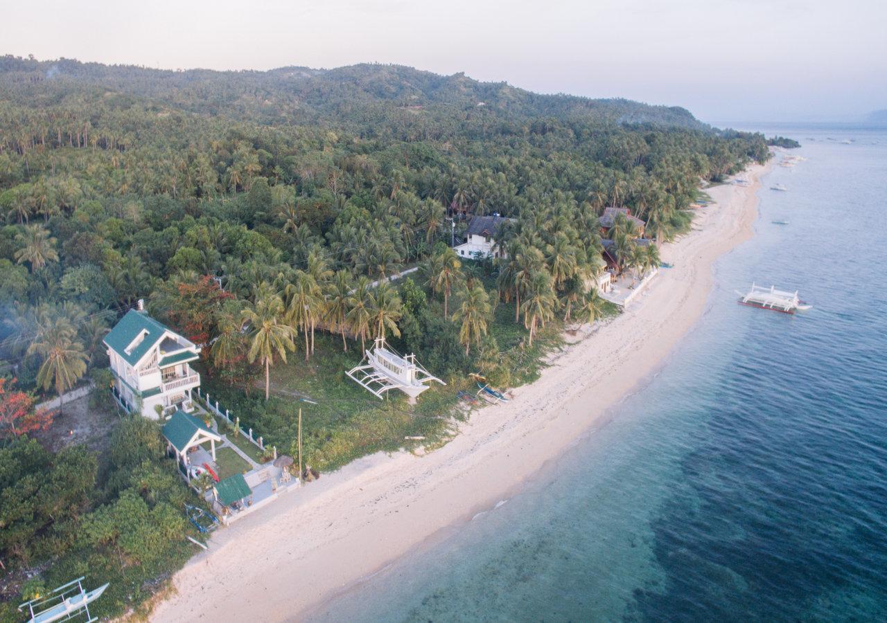 Lanas Beach Resort Romblon Island Buitenkant foto
